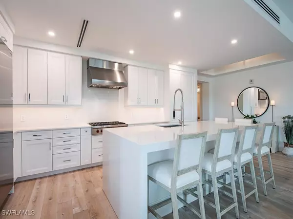 Naples, FL 34102,1130 3rd AVE S #109