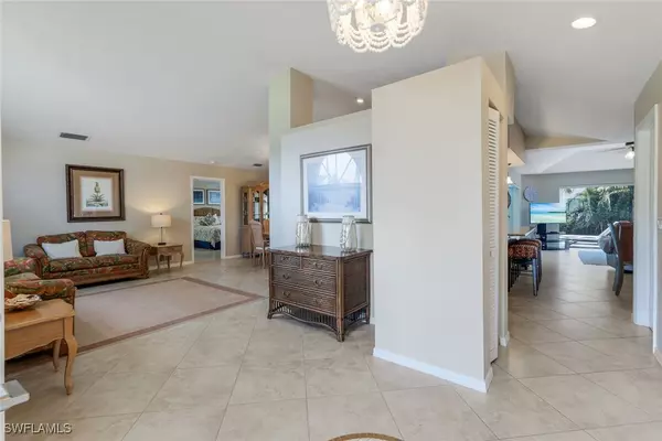 Marco Island, FL 34145,941 Ironwood CT