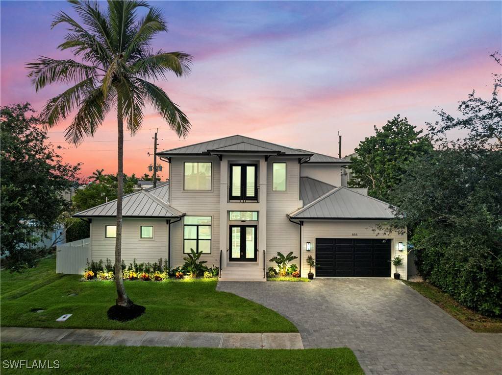 855 10th ST N, Naples, FL 34102