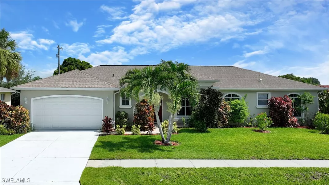 599 Genevieve DR, Lehigh Acres, FL 33936