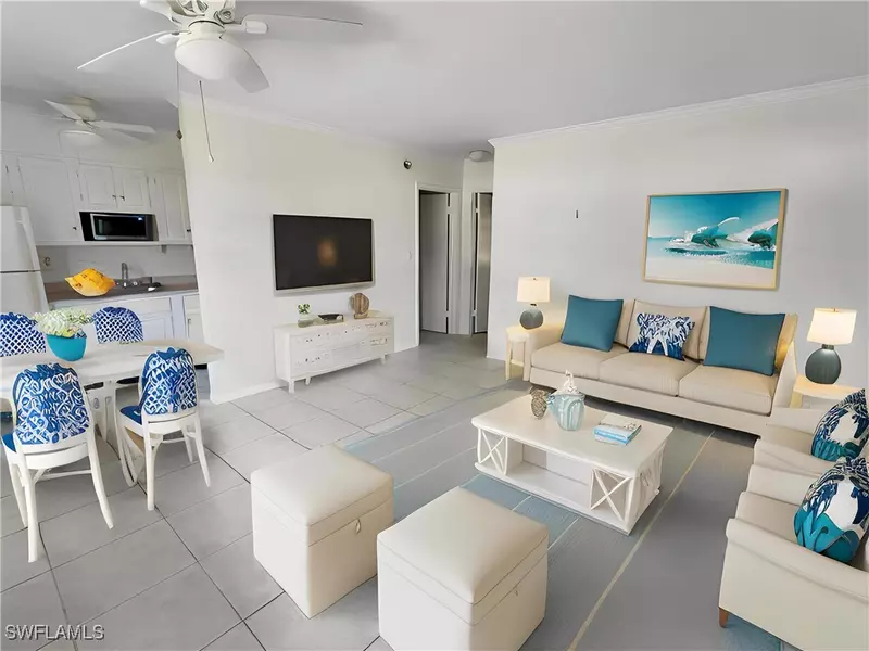 235 Seaview CT #D2, Marco Island, FL 34145