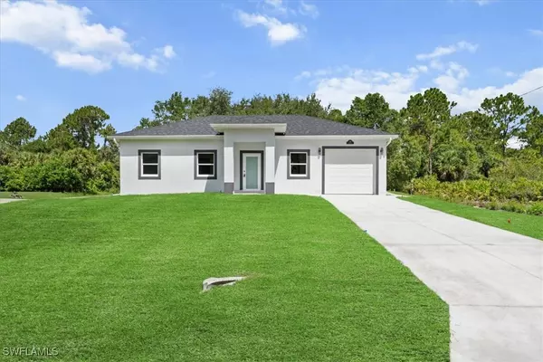 134 Fox AVE S, Lehigh Acres, FL 33974