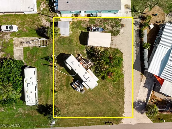 St James City, FL 33956,5050 Sandpiper DR