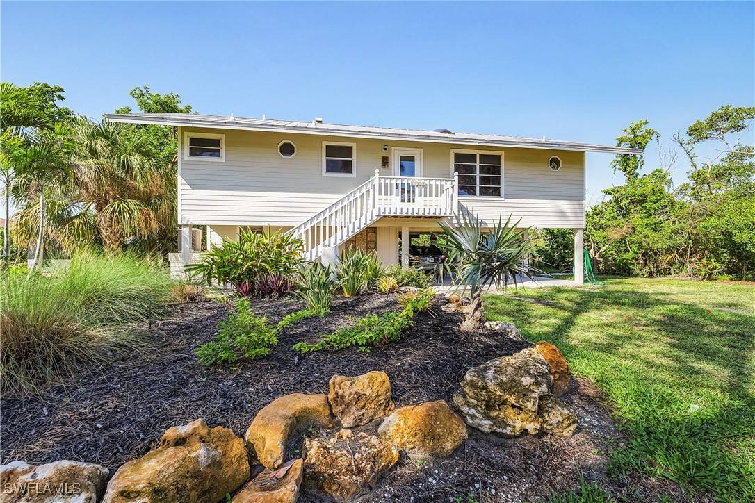 3659 Schooner LN, St James City, FL 33956