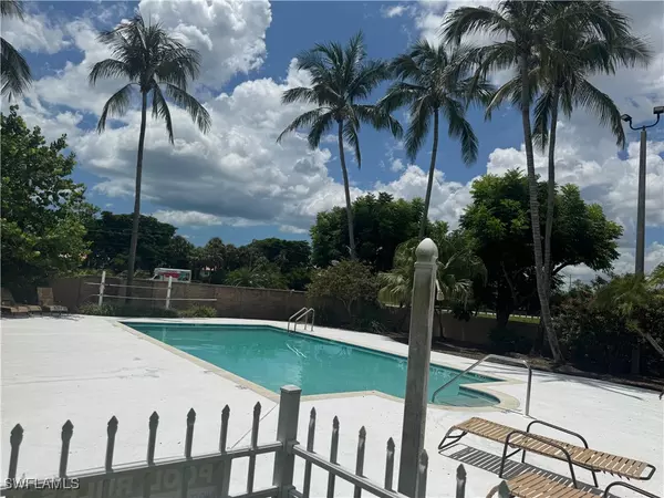 Naples, FL 34109,9973 Boca AVE N