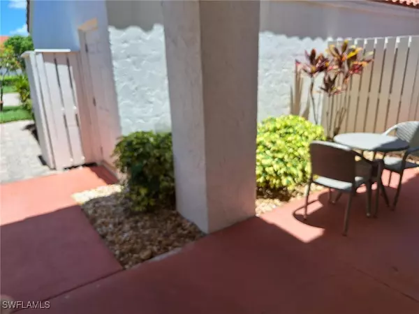 Naples, FL 34108,551 Beachwalk CIR #85-0