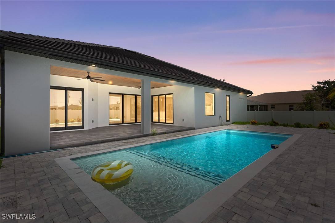 Cape Coral, FL 33991,10 SW 33rd AVE