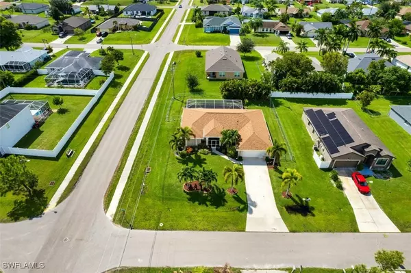 Cape Coral, FL 33991,914 SW 9th CT