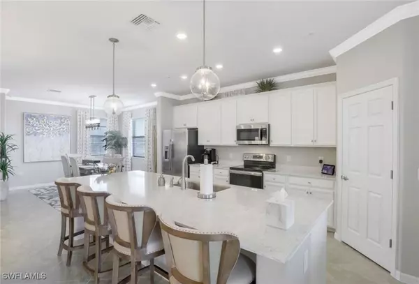 Bonita Springs, FL 34135,17260 Cherrywood CT #5802