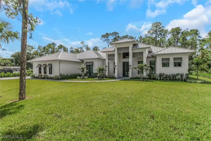 5174 Sycamore DR, Naples, FL 34119