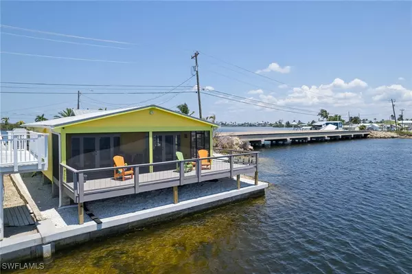 Matlacha, FL 33993,4819 Pine Island RD NW