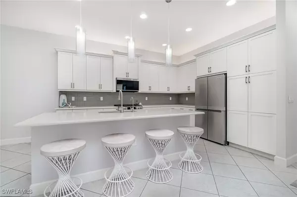 Bonita Springs, FL 34135,28479 Burano DR