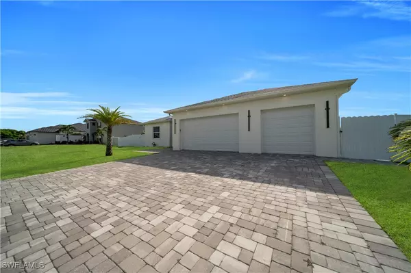 Cape Coral, FL 33993,1225 NW 38th PL