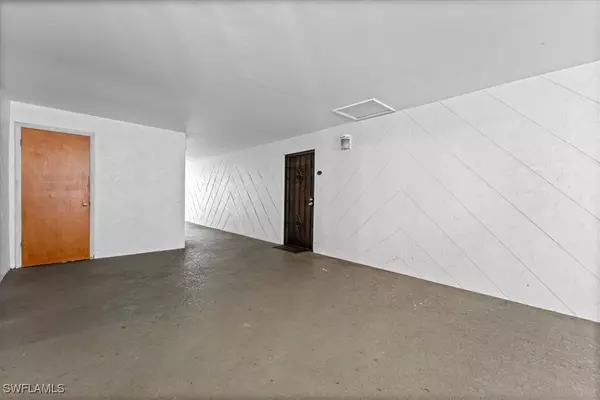 Fort Myers, FL 33901,1849 Maravilla AVE #A12