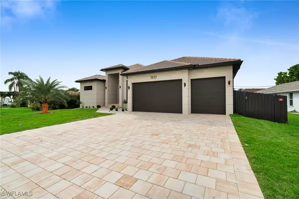 Cape Coral, FL 33990,1917 SE 21st ST