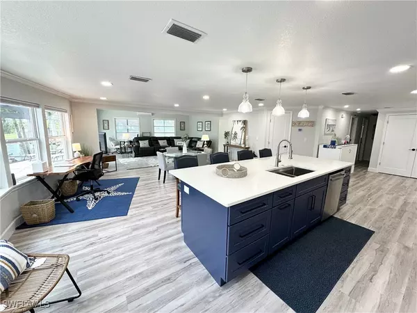 Fort Myers Beach, FL 33931,17921 Stevens BLVD