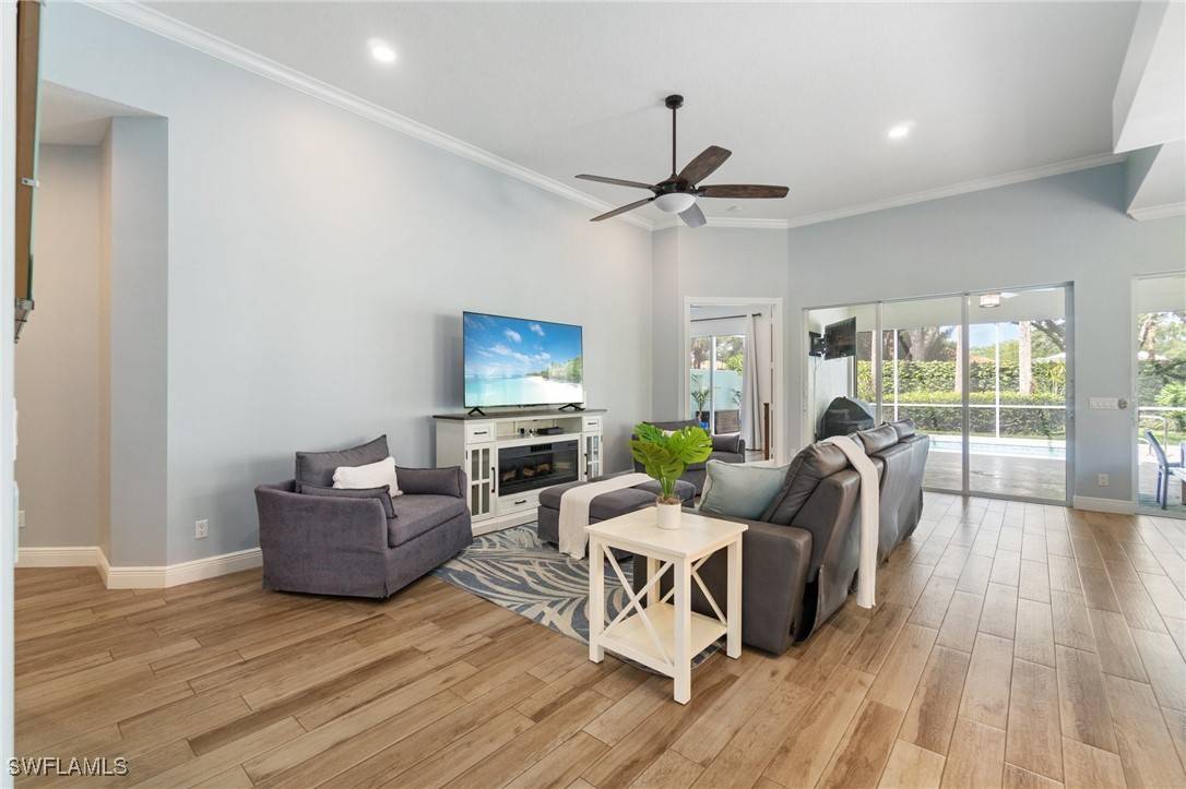 Naples, FL 34119,2733 Island Pond LN