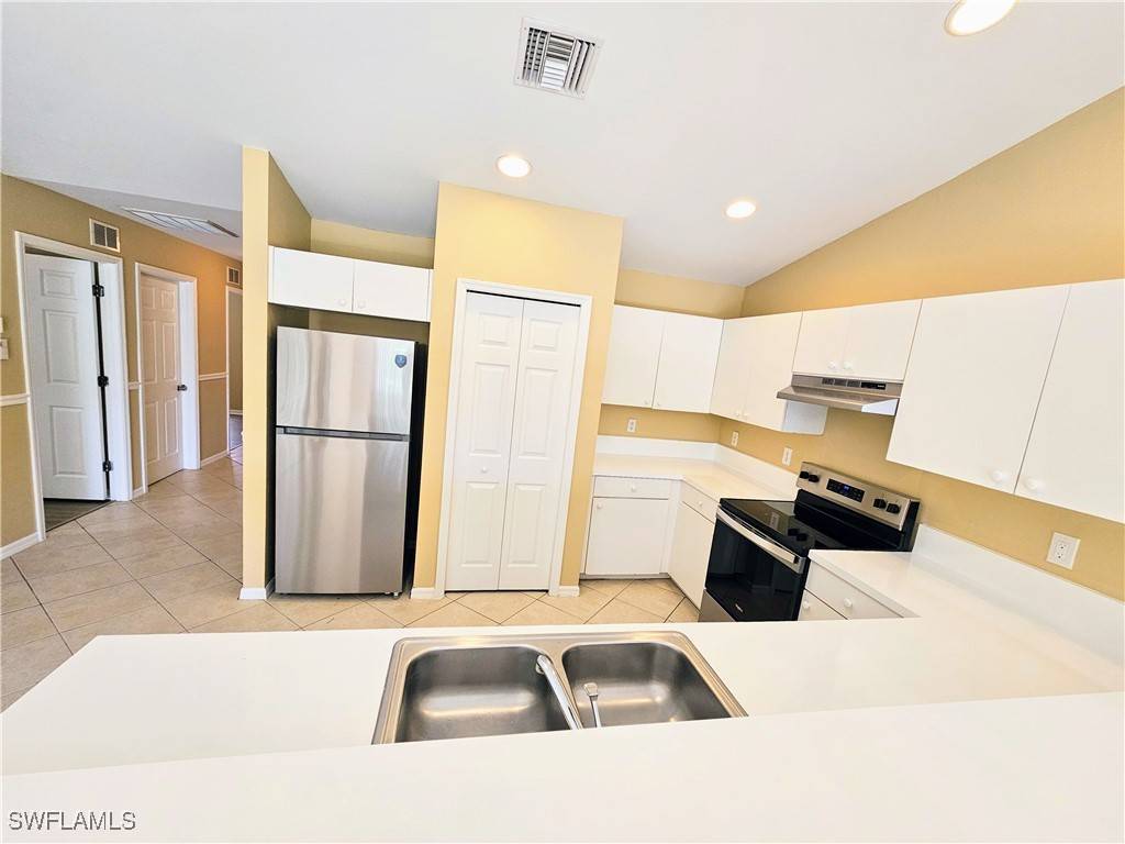 Lehigh Acres, FL 33973,228 Hightower AVE S
