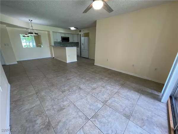 Naples, FL 34104,Address not disclosed