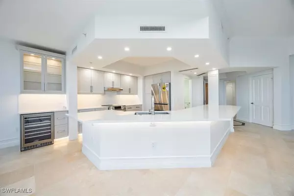 Naples, FL 34114,1060 Borghese LN #2004