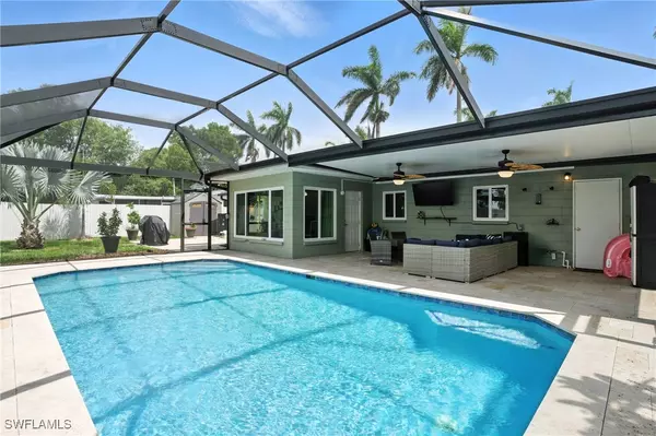 1423 Charles RD, Fort Myers, FL 33919