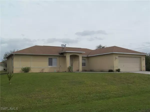 Lehigh Acres, FL 33974,335 Pinehurst AVE