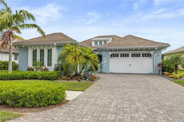 5771 Clarendon DR, Naples, FL 34113