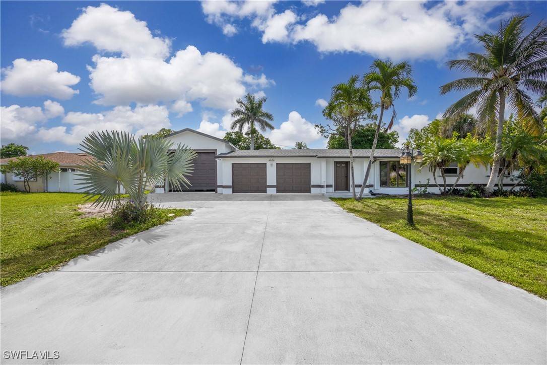 Naples, FL 34103,4656 Capri DR