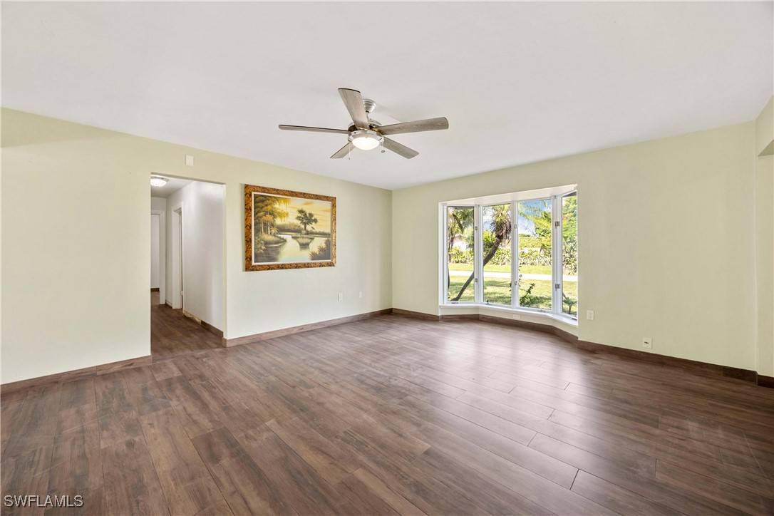 Naples, FL 34103,4656 Capri DR