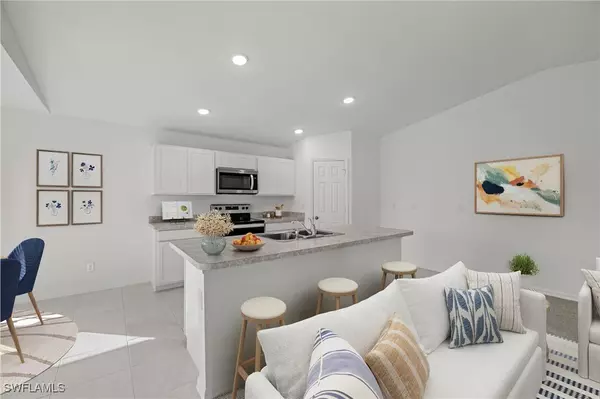 Cape Coral, FL 33909,816 NE 44th ST