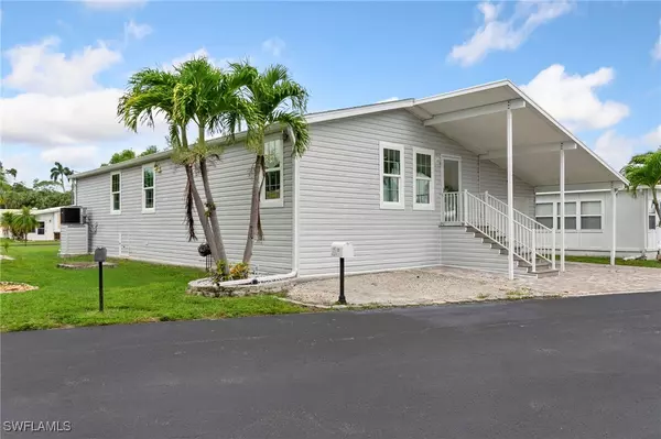 Naples, FL 34114,113 Willow LN #21