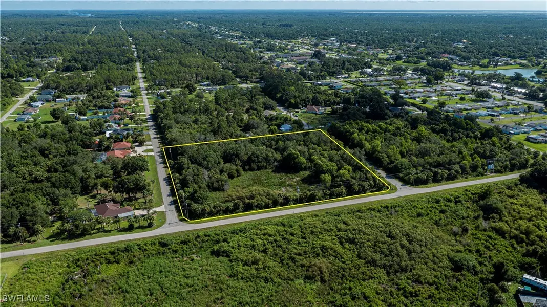 2001 E 5th ST, Lehigh Acres, FL 33936