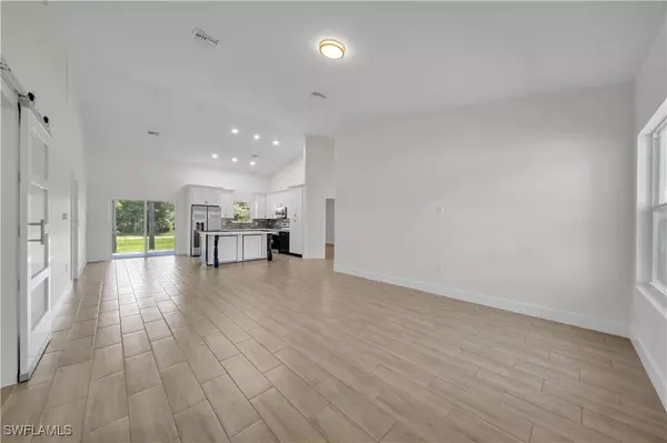 Lehigh Acres, FL 33972,629 Loleta CT