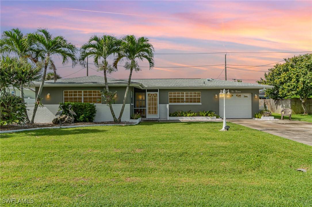 212 SE 45 ST, Cape Coral, FL 33904