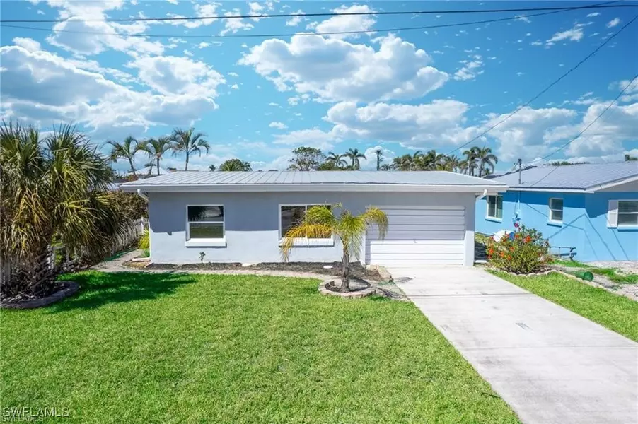 2421 Oleander ST, St James City, FL 33956