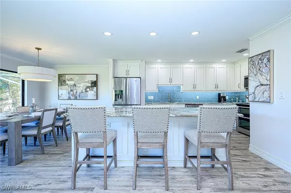 Naples, FL 34105,522 Wildwood LN #522