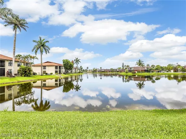 4240 Chantelle DR #B105, Naples, FL 34112