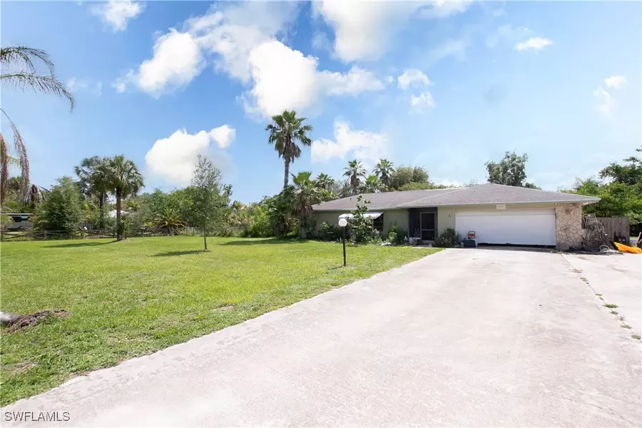 17041 Tarpon WAY, North Fort Myers, FL 33917