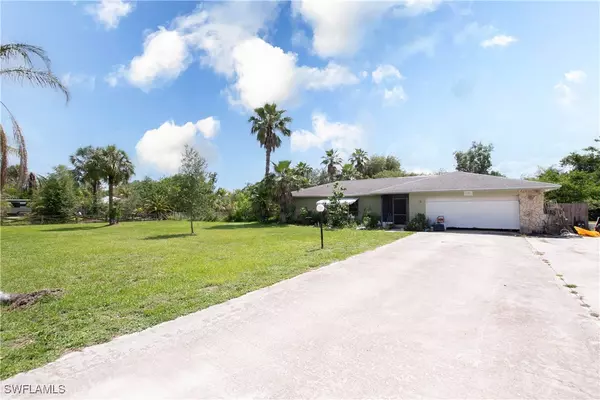 17041 Tarpon WAY, North Fort Myers, FL 33917