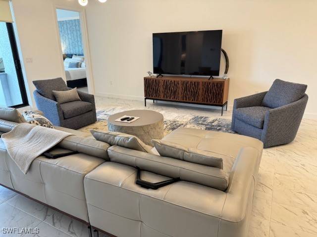 Naples, FL 34102,1125 Central Avenue #461