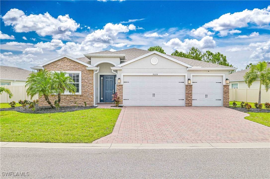 18228 Everson Miles CIR, North Fort Myers, FL 33917