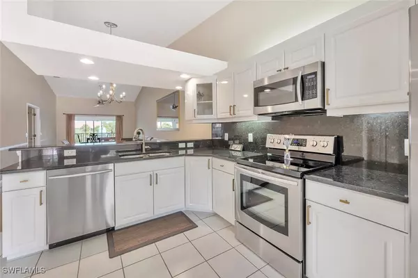 Naples, FL 34114,6720 Beach Resort DR #10