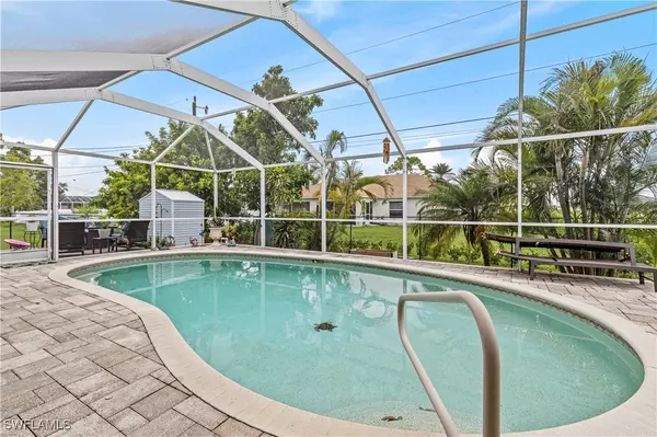 Cape Coral, FL 33993,919 NW 6th PL