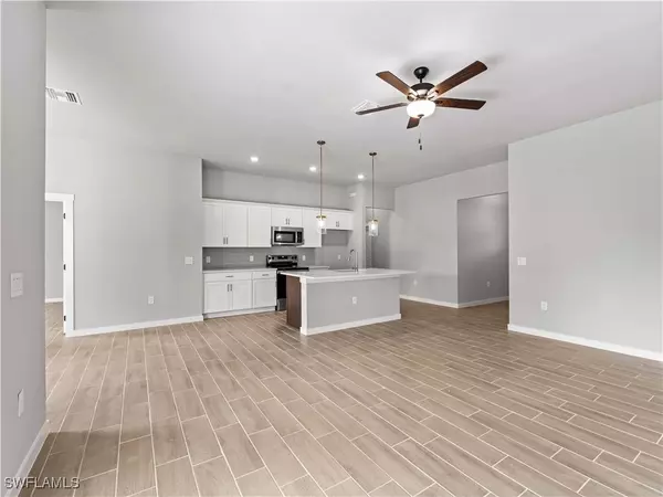 Lehigh Acres, FL 33971,3111 65th ST W