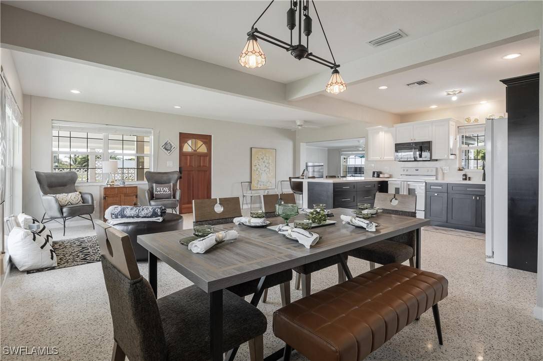 North Fort Myers, FL 33917,1720 Cascade WAY