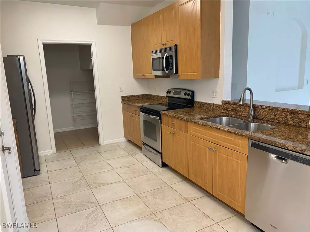 Naples, FL 34119,15270 Summit Place CIR #179