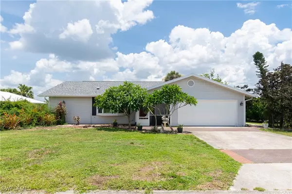 6340 P G A DR, North Fort Myers, FL 33917