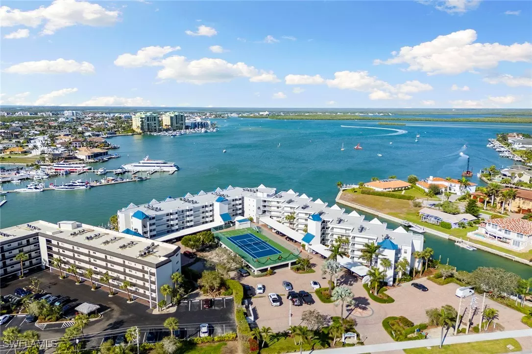 Marco Island, FL 34145,991 N Barfield DR #204