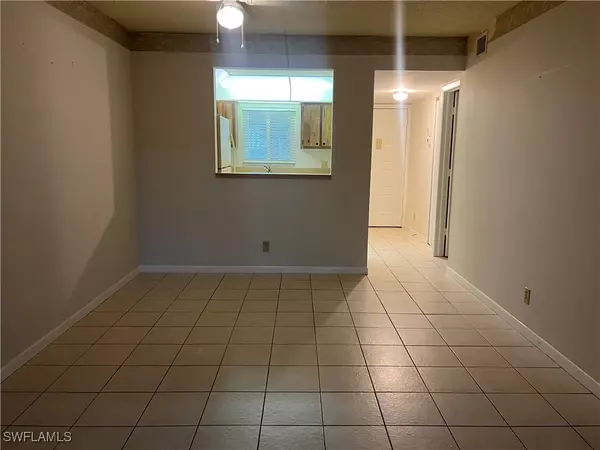 Naples, FL 34116,4306 27th CT SW #103