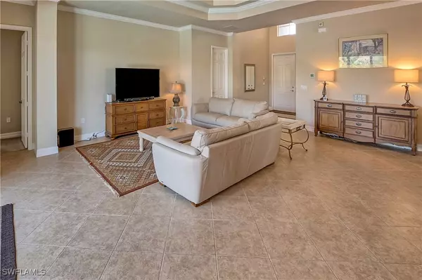 Naples, FL 34105,6623 Monterey PT